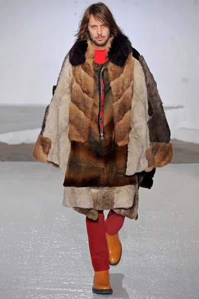 Look 9